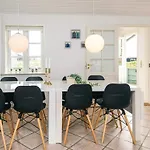 4 Star Holiday Home In Lokken