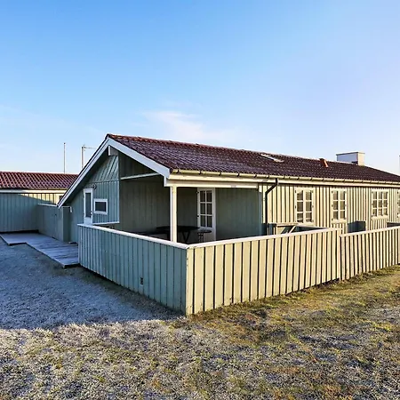 4 Star Holiday Home In Lokken *
